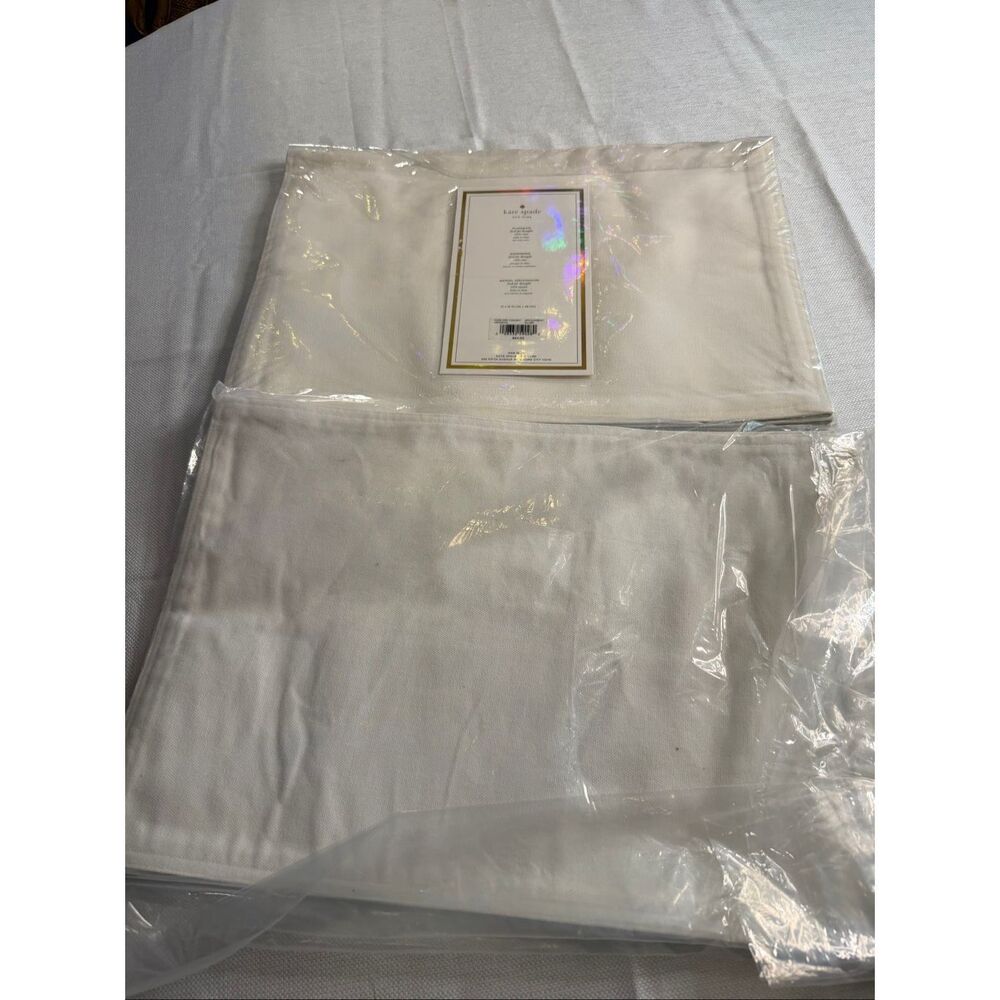 Kate Spade Placemats Spike the Punch Silver Glitter Set of 7 Holiday Placemats - Picture 4 of 5